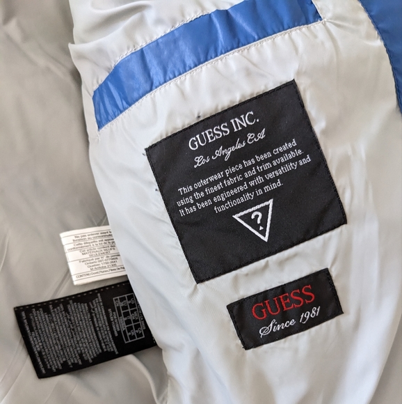 Guess puffer jacket - Picture 7 of 8